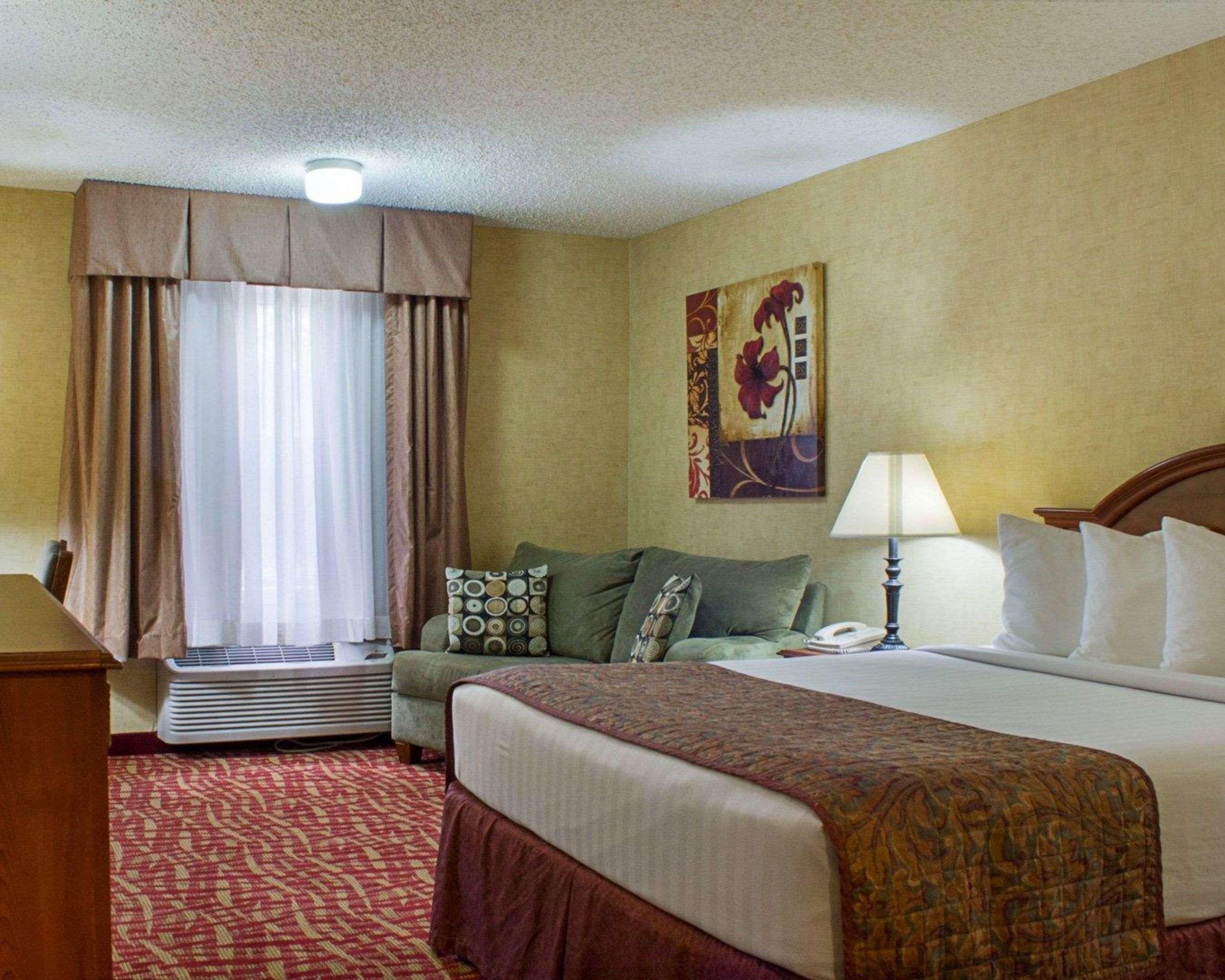 Rodeway Inn Columbia Mall Loop Grand Forks Exterior photo