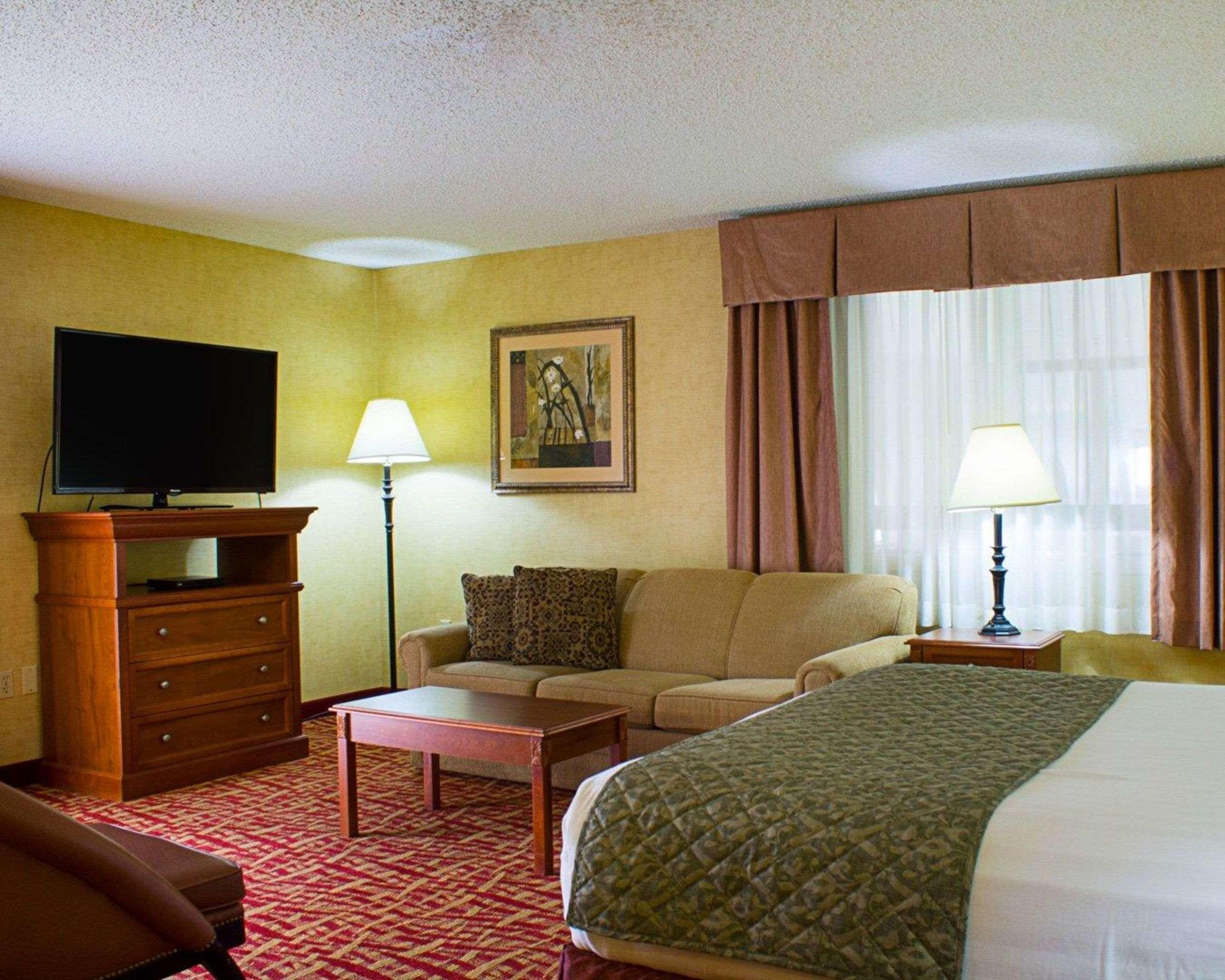 Rodeway Inn Columbia Mall Loop Grand Forks Exterior photo