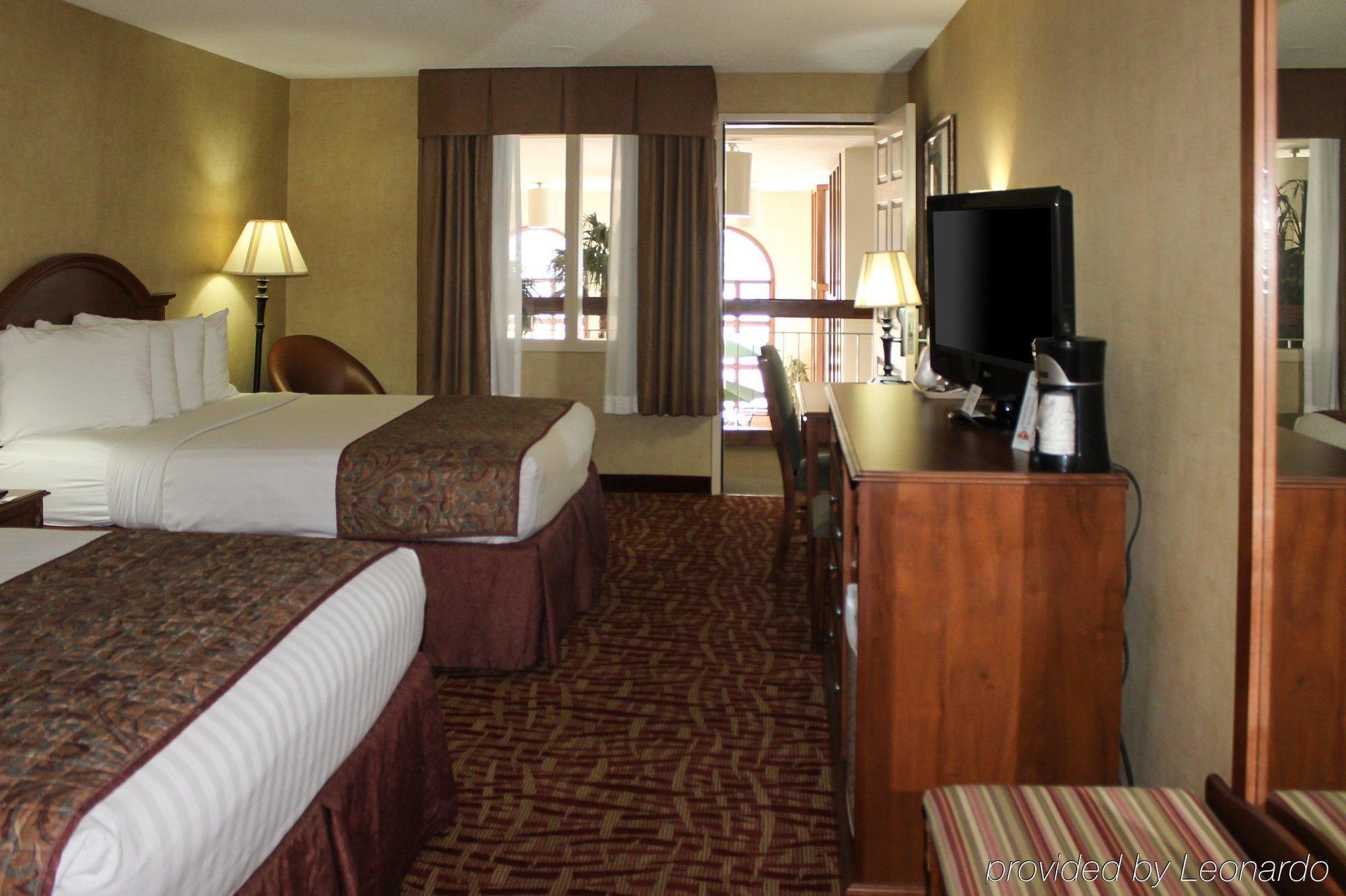 Rodeway Inn Columbia Mall Loop Grand Forks Exterior photo